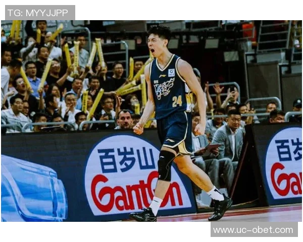 媒体人分析萨林杰低位表现强调其面筐技术才是真正优势所在